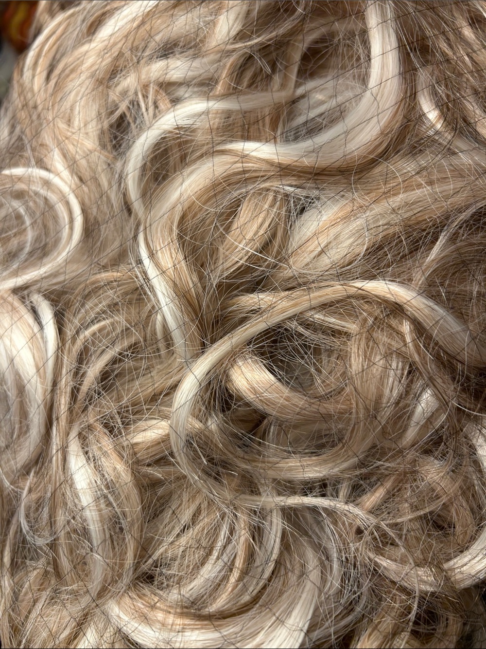 CSC Cecily Wig 2.0 PETITE Vogue Blonde Chelsea Smith Cosmetics NEW SOLD OUT - Picture 7 of 10